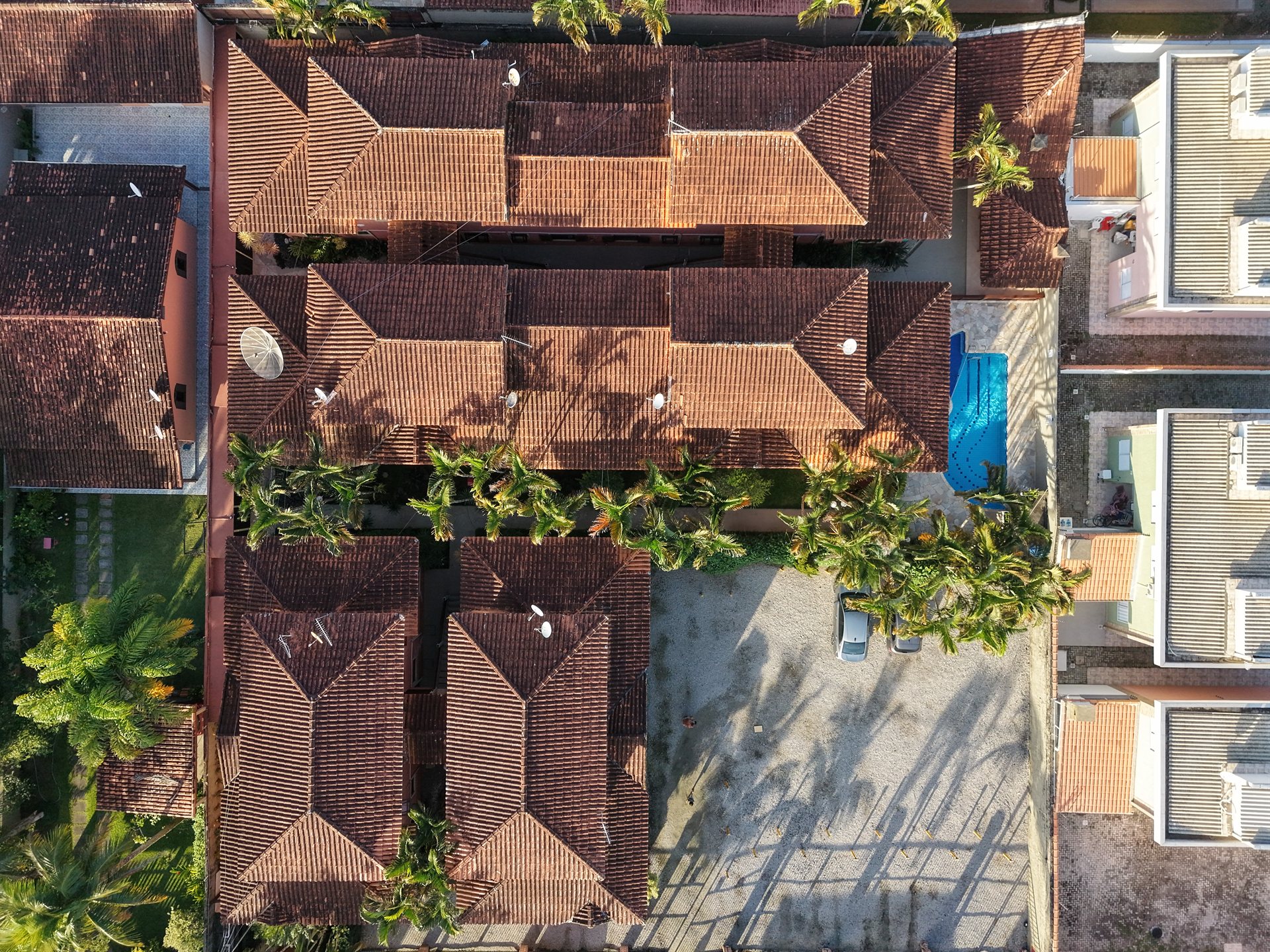 Condomínio residencial visto de cima por drone